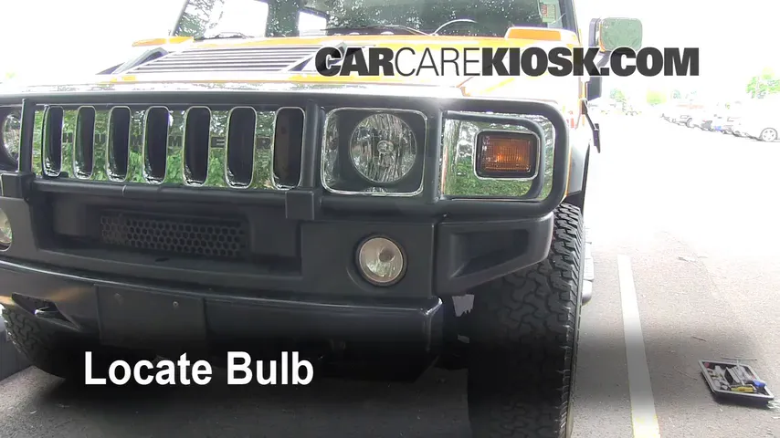 2003 Hummer H2 6.0L V8 Lights Turn Signal - Front (replace bulb)